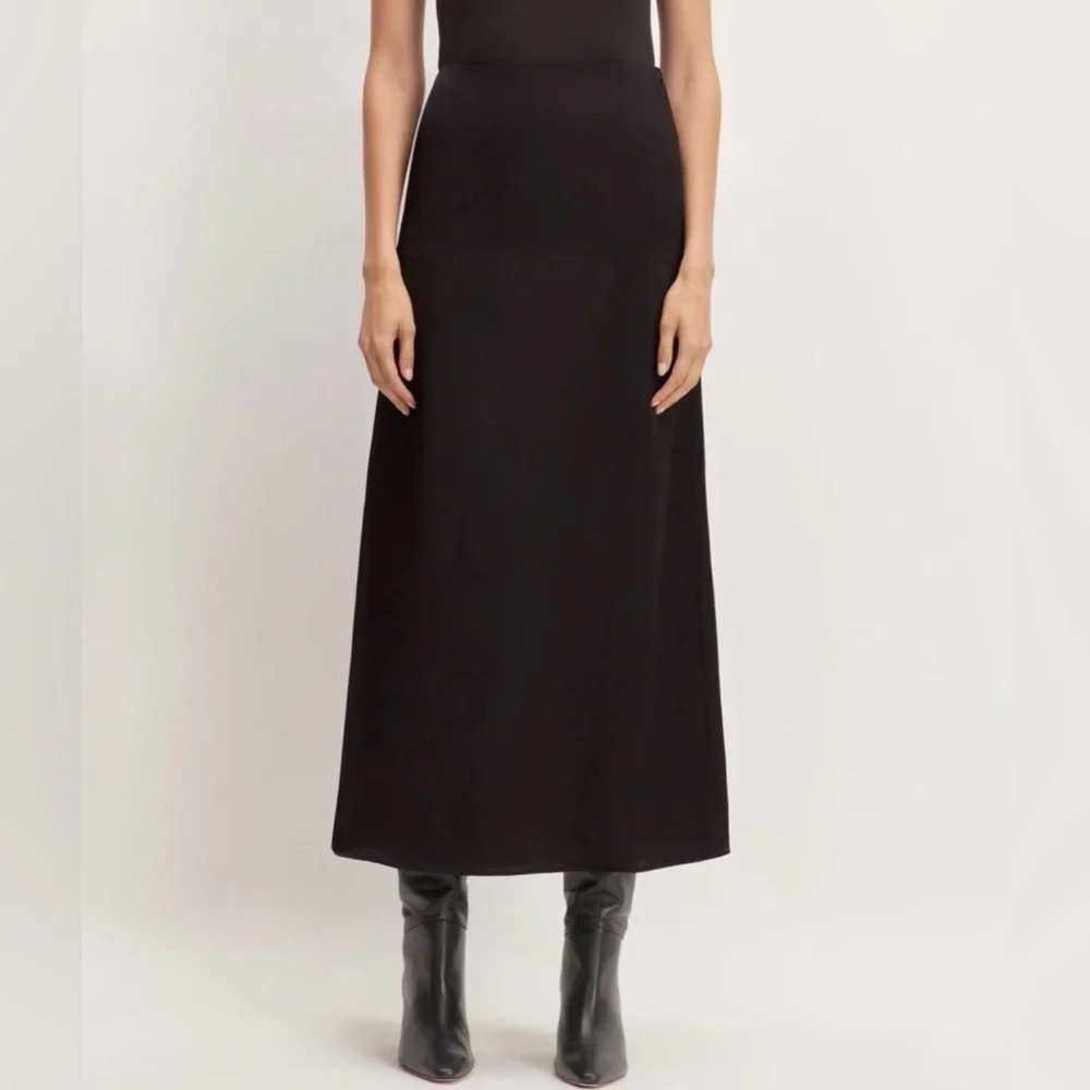 Everlane The Hammered Satin Slip Skirt Women Size 16 Black Viscose Midi Side Zip
